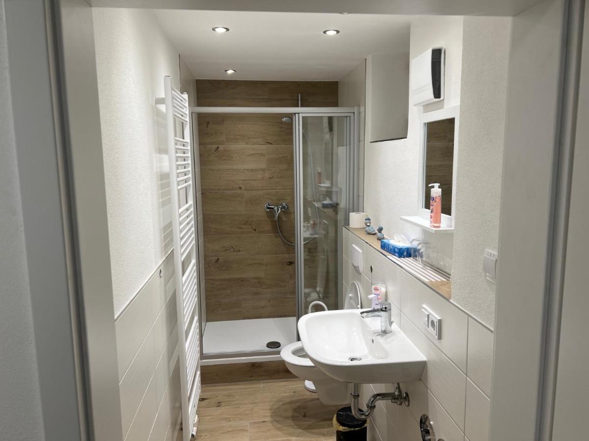 Ferienwohnung Raiffeisenstrasse -Gross- Obernburg am Main Zewnętrze zdjęcie